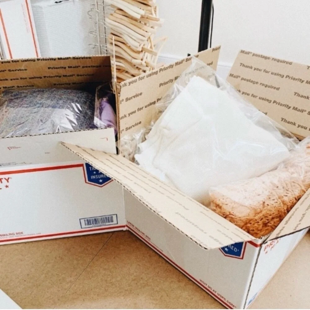 Reseller MYSTERY BOX- Kid’s Edition